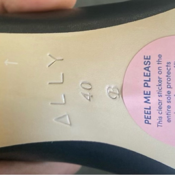 Ally Black Suede Block Heel Pumps **FREE SHIPPING** - Picture 11 of 13